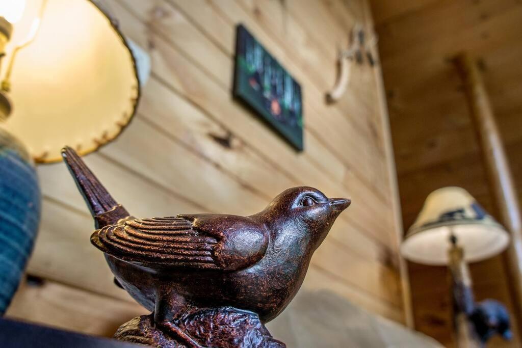 Holly Tree Hideaway - Semi Secluded Mtn Setting Villa Sevierville Ngoại thất bức ảnh