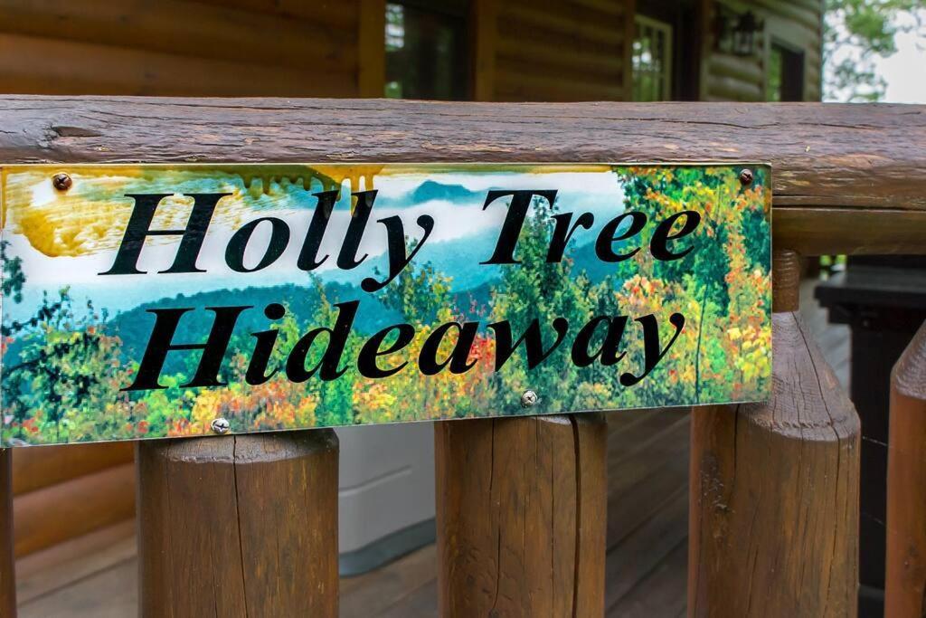 Holly Tree Hideaway - Semi Secluded Mtn Setting Villa Sevierville Ngoại thất bức ảnh